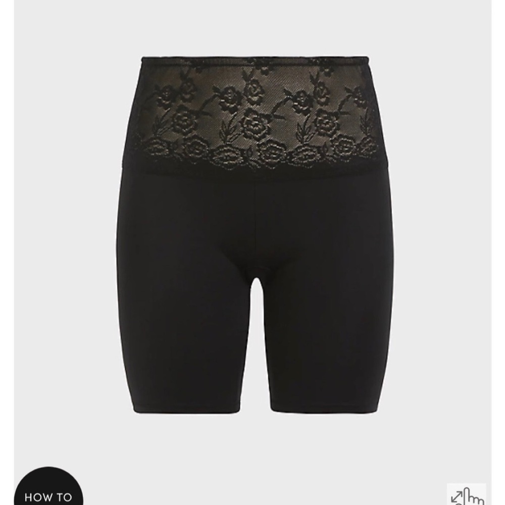 NWT torrid High waist smoother size 6